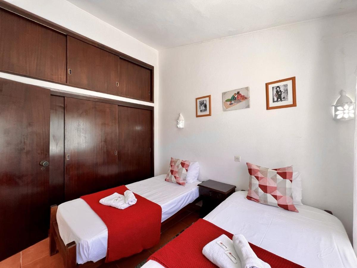 Apartamento Armacao De Pera Twins 3 With Pool By Homing Exterior foto