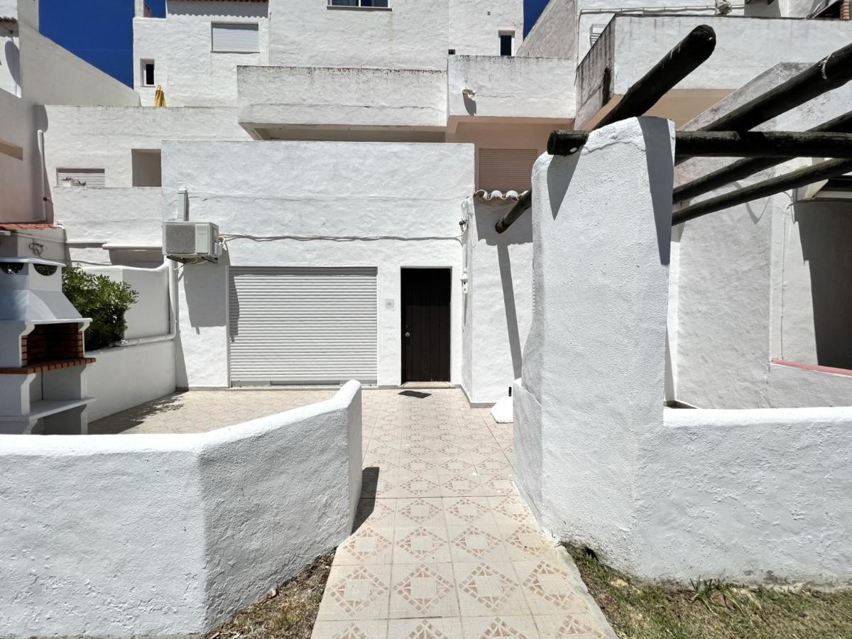 Apartamento Armacao De Pera Twins 3 With Pool By Homing Exterior foto