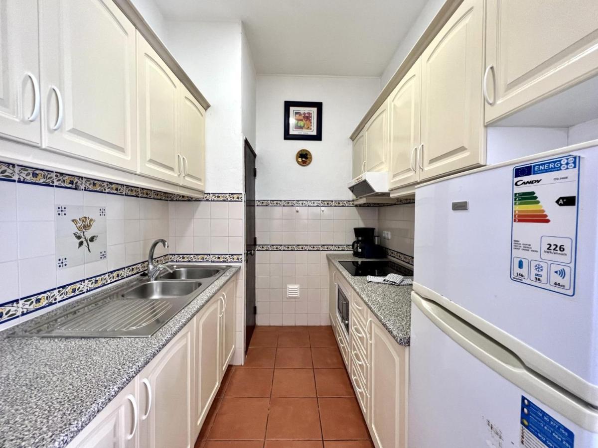 Apartamento Armacao De Pera Twins 3 With Pool By Homing Exterior foto